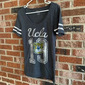 UCLA V-Neck T Shirt